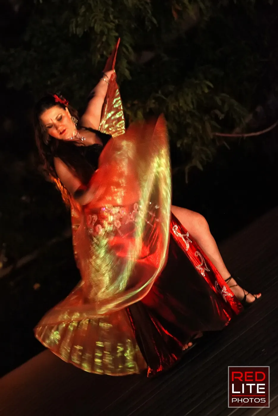 Lorenda teaching a belly dance class 12